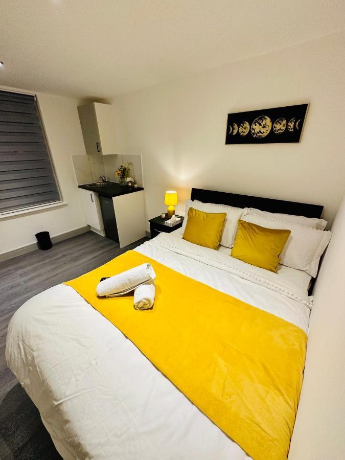 Comfy Guest House London Exterior photo