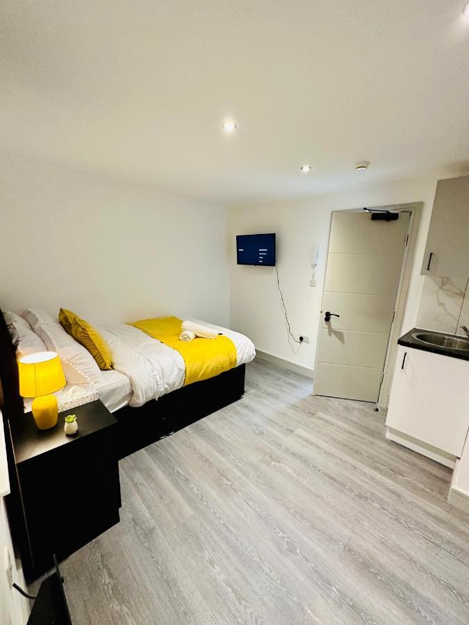 Comfy Guest House London Exterior photo